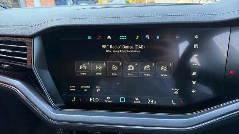 Volkswagen Touareg 3.0 V6 TDI 4Motion 286 Black Edition 5dr Tip Auto Diesel Estate